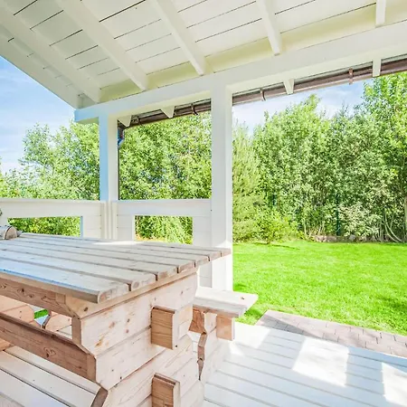 1 Bedroom Amazing Home In Ustka *